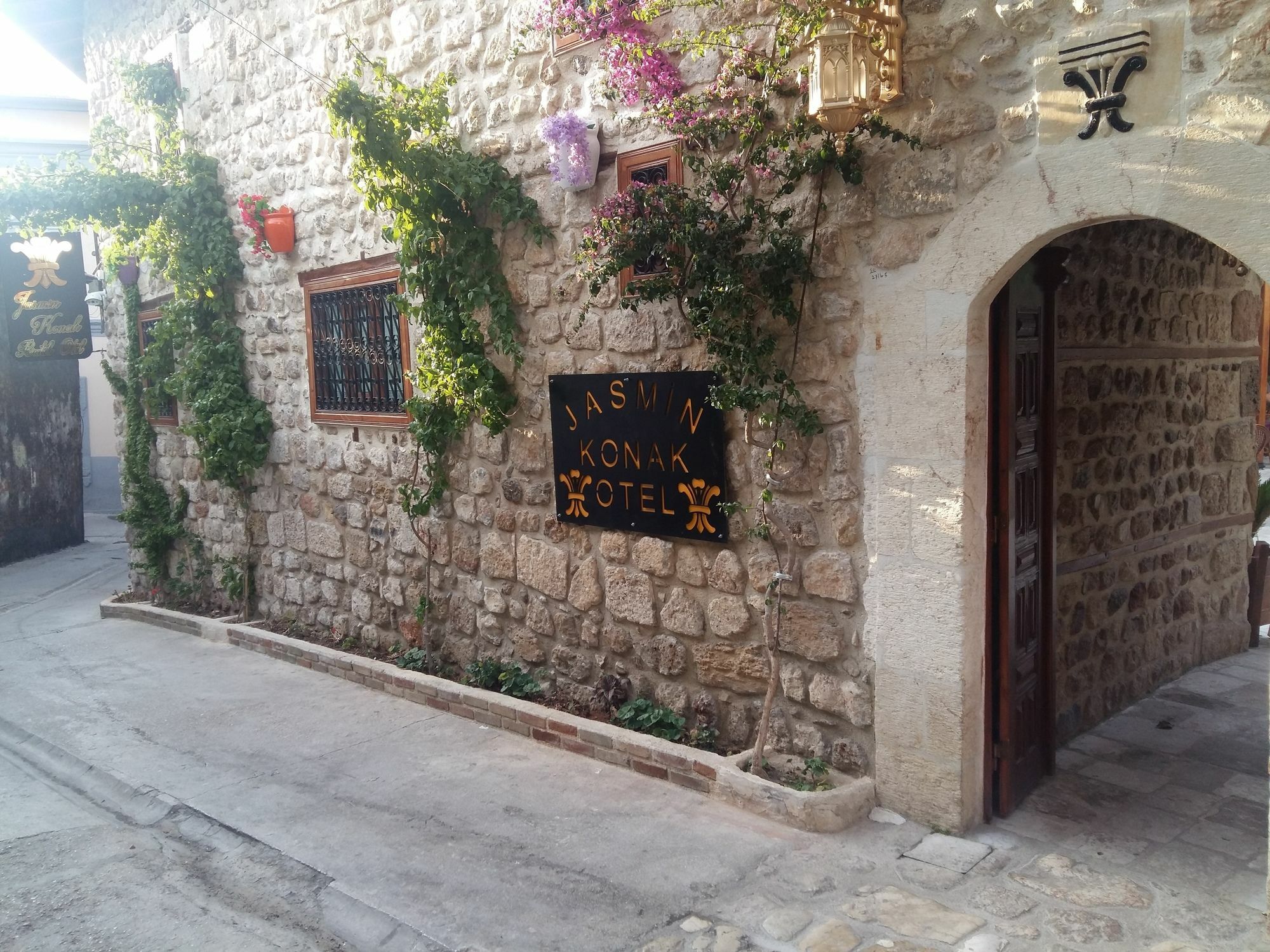 Jasmin Konak Otel Antakya Екстериор снимка